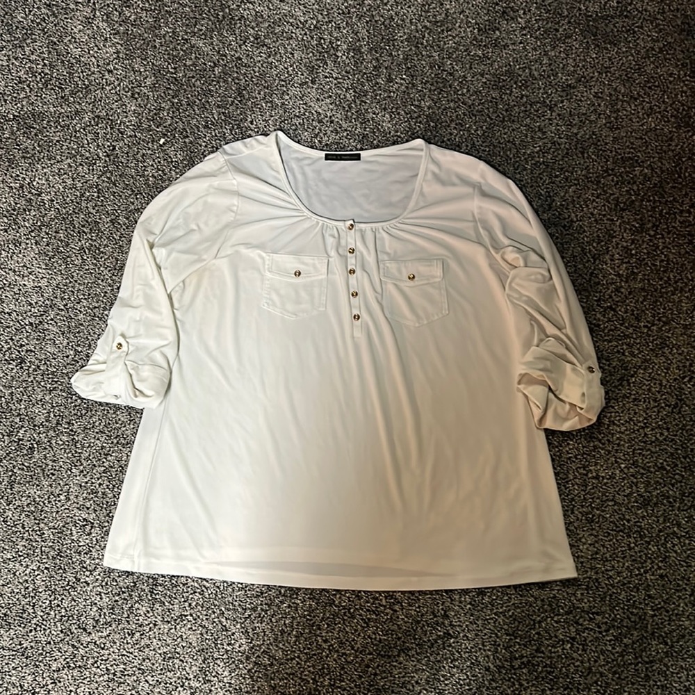 ❤️5/20❤️ Women’s blouse